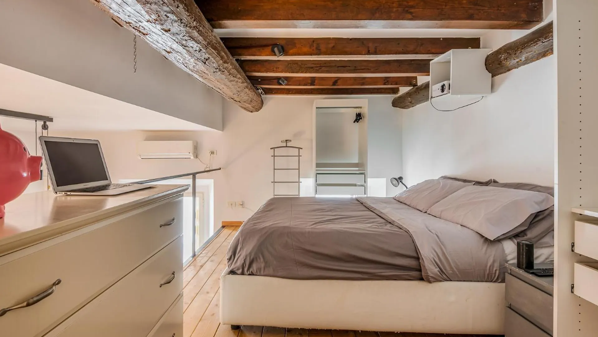Loftino Bocconi - La Vista Apartments Milán Itálie